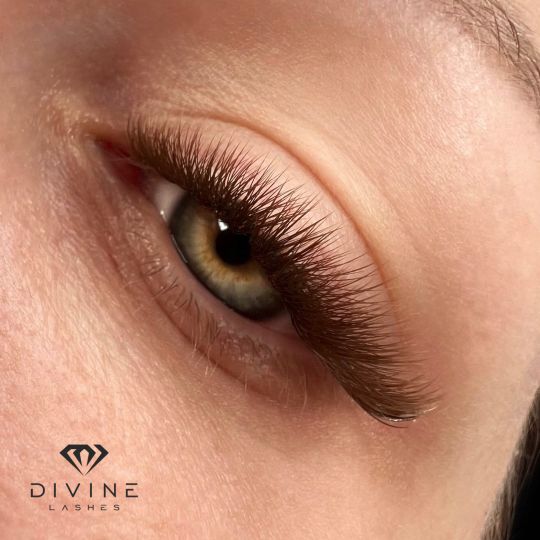 Divine lashes dark brown trepalnice 0,07